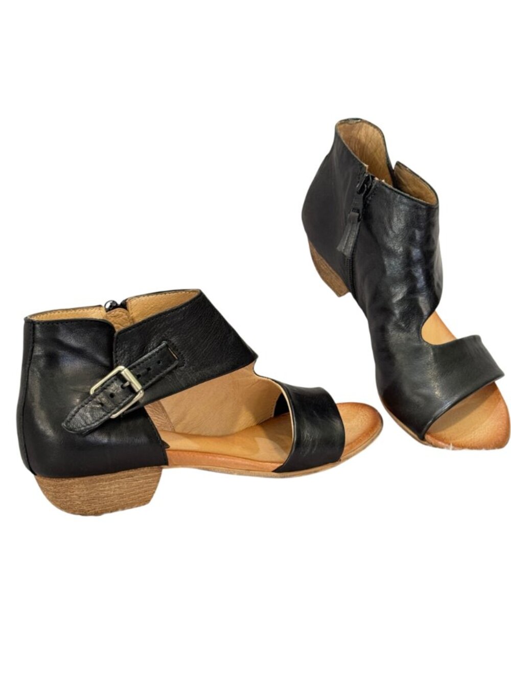 Miz Mooz Colbie Sandals Size 38 Black Leather Wedge Stack Heels Casual Classic - Picture 2 of 9